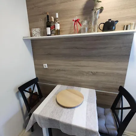 Nice In New With Free Parking Belgrade