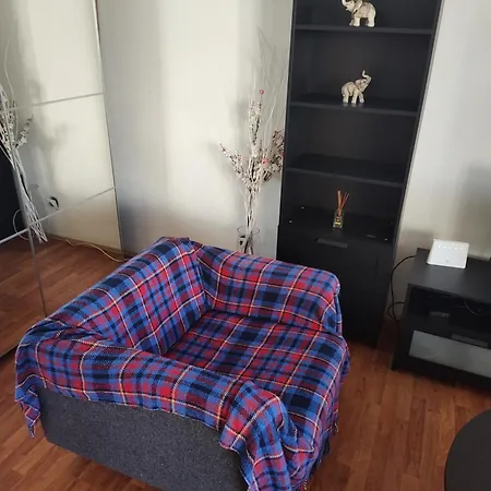 Nice In New With Free Parking Apartment
